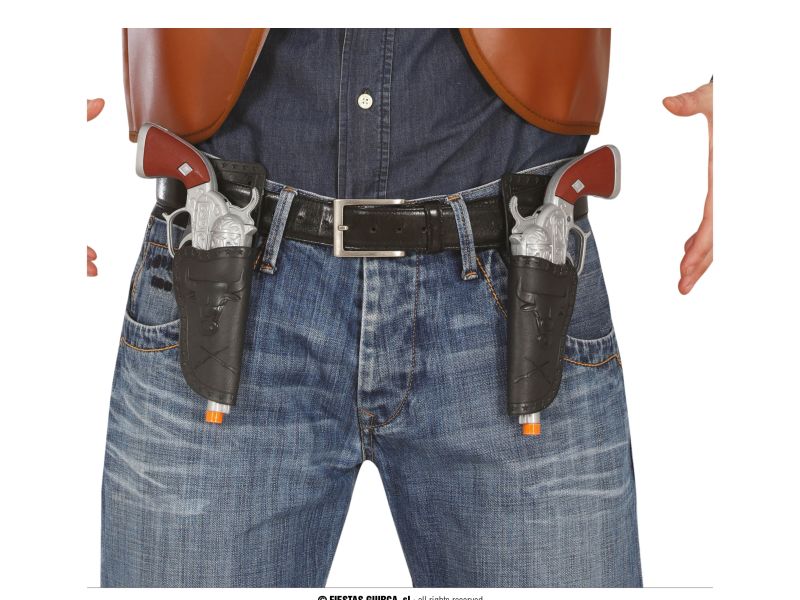 Cartucheras con dos pistolas
