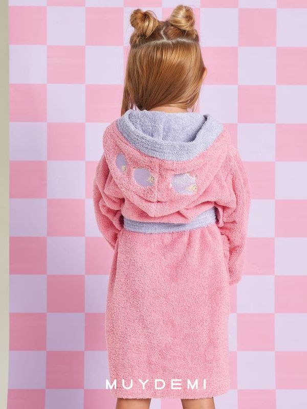 Albornoz niña ovejitas