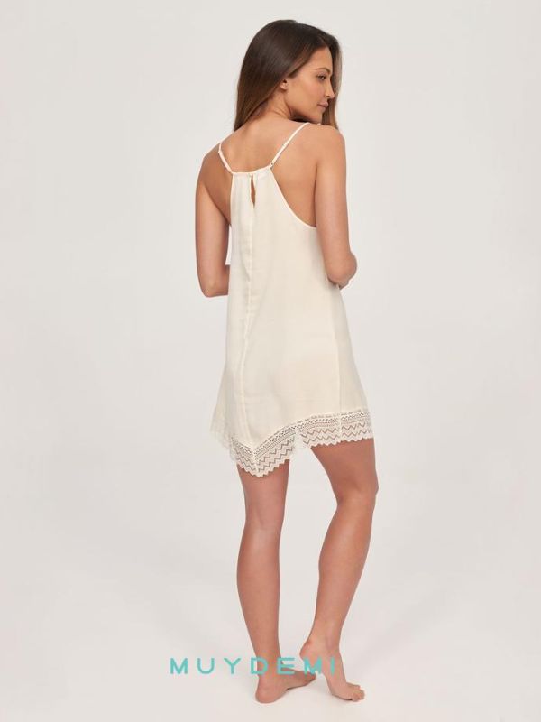 Camisón mujer satén beige