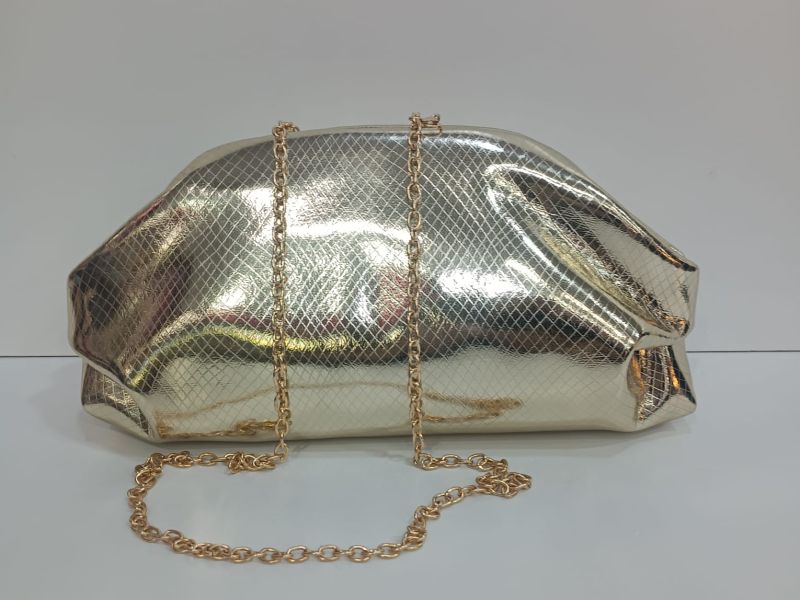 Bolso de fiesta dorado