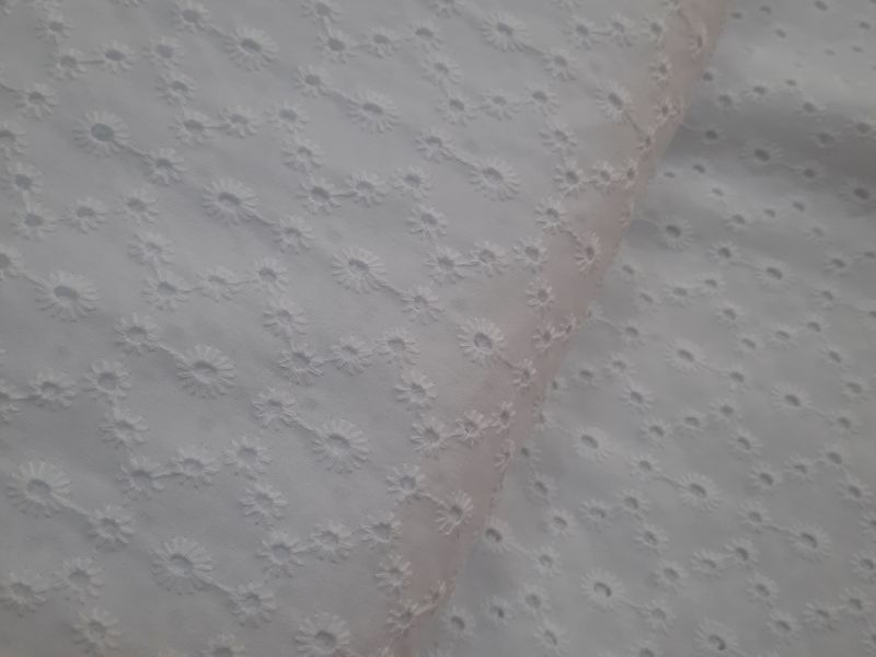 Batista bordada MARGARITA ENLAZADA 