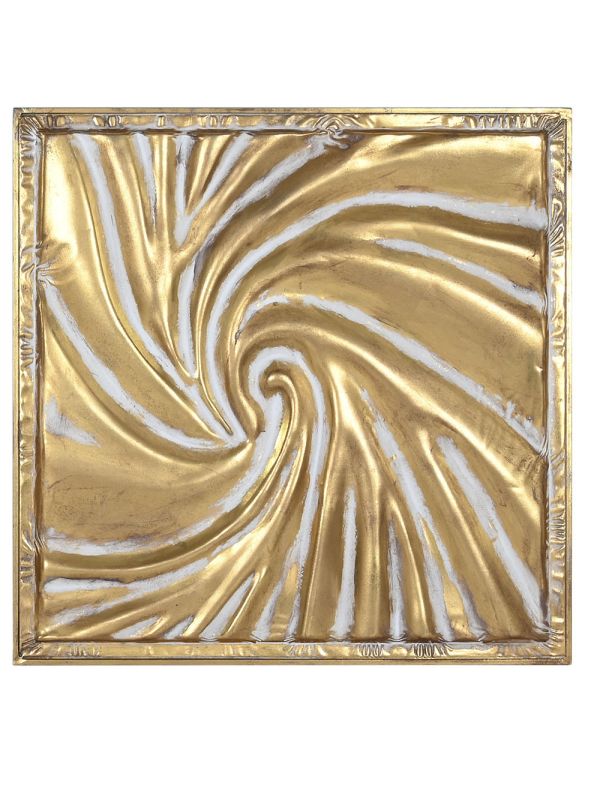 Energía Dorada en Relieve Metálico 