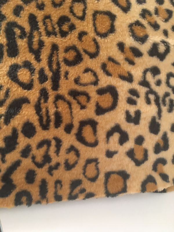 TELA DE CORALINA LEOPARDO . 