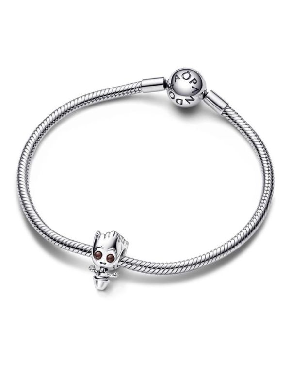 Charm Baby Groot Bailando Guardianes de la Galaxia de Marvel en pulsera