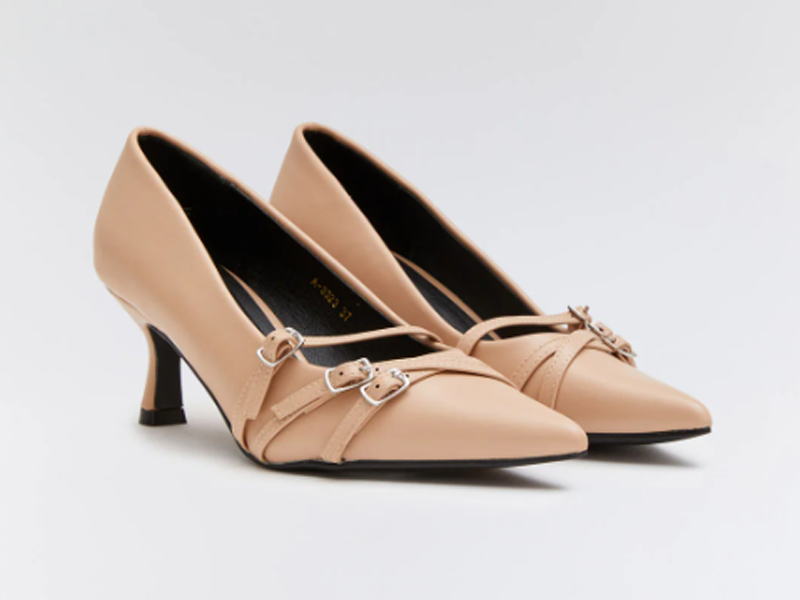 Zapato Punta Hebillas Beige-1