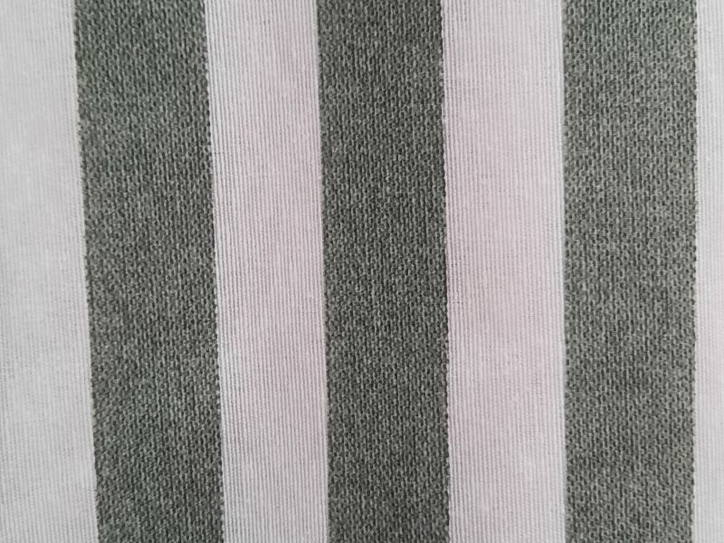 Loneta RAYA VERTICAL DE 2,50CTM VERDE CAZA EN 2,80 ANCHO 