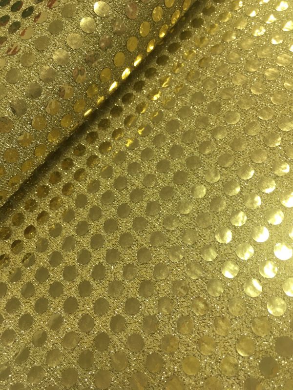 Punto lame con LENTEJUELA DORADA 