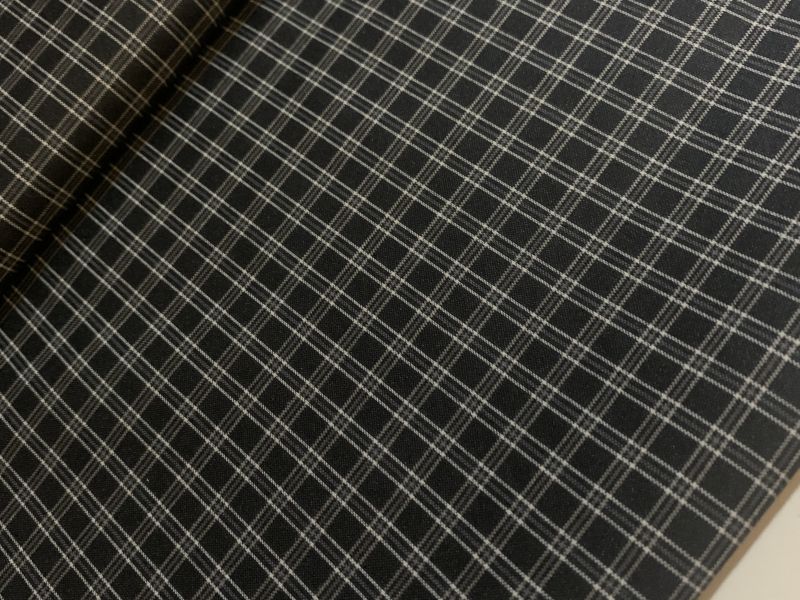 Cuadro vichy LUTO FONDO NEGRO 