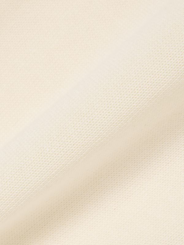 Lacoste Essential: Off-White Silk