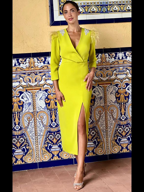 Vestido Aplique Hombro Lima