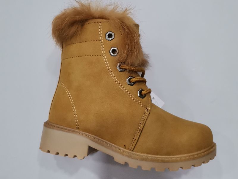 Bota Panama Tachuelas