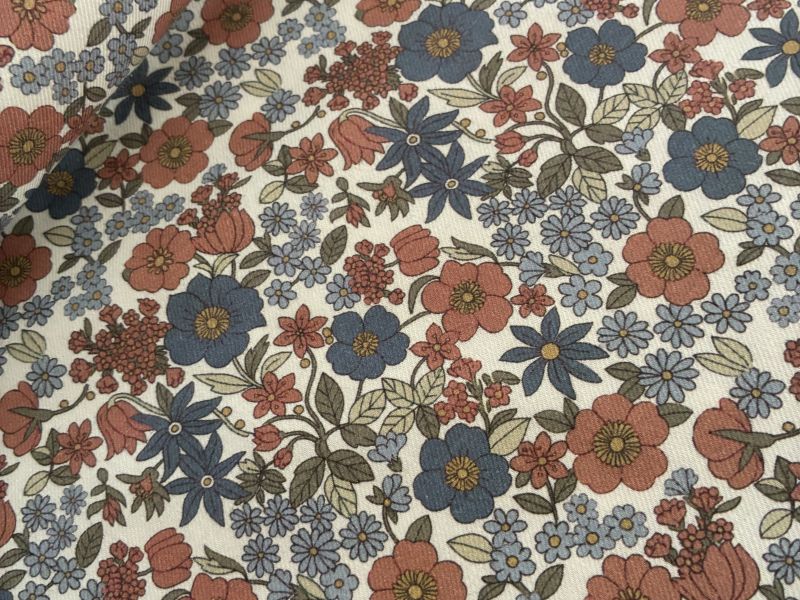 Viyella estampada FONDO BLANCO MARGARITA AZUL PLOMO 