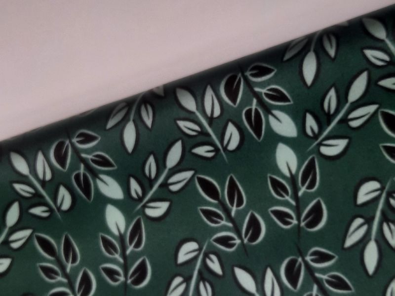 Seda estampada F VERDE HOJA PEQUEÑA 