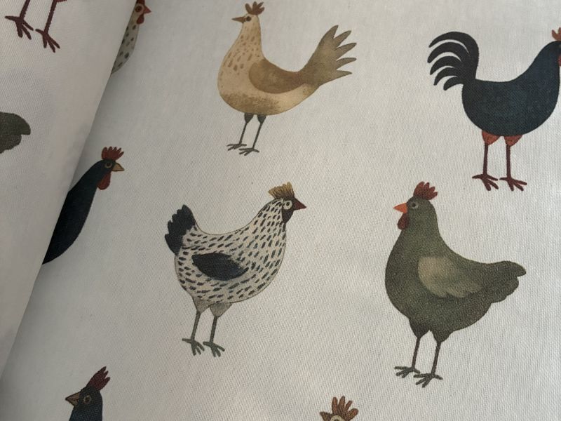 Tela mantel resinado antimanchas GALLOS Y GALLINAS 