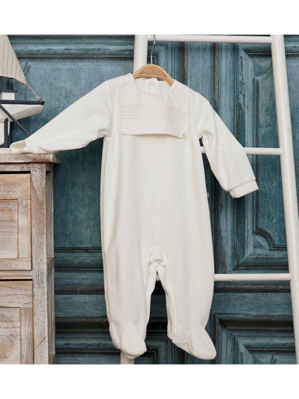 Pelele bebe con pechera bordada