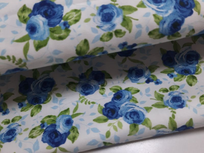 Popelin ESTAMPADO ROSA AZUL