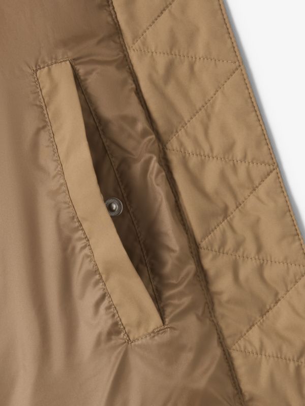 Lacoste Urban Puffer: Camel Expedition