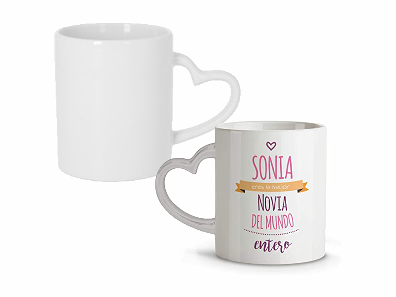 TAZA BLANCA PERSONALIZADA CON ASA EN FORMA DE CORAZON